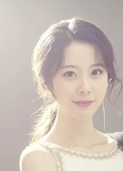 爱你如明月（50集）钱思怡(1)(1)