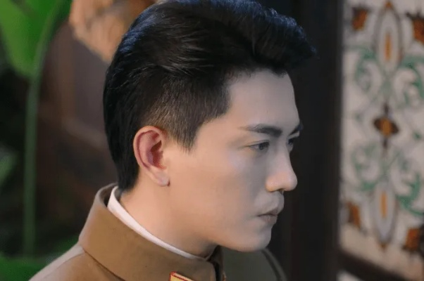 秋蝉不知夏（50集）董星岩&成乔斯