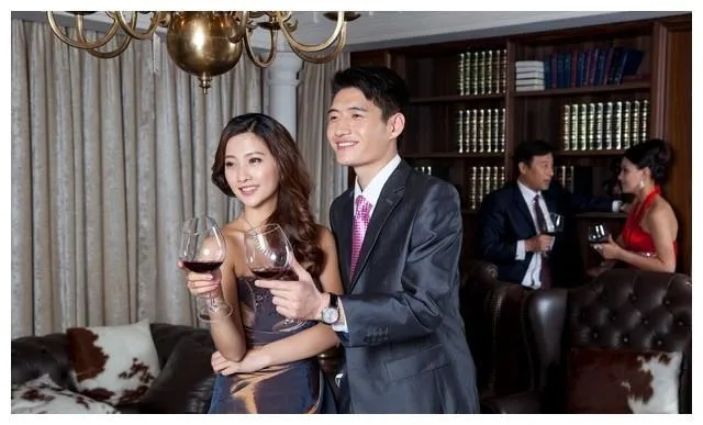 42.杯酒见真情（68集）陈聿修&顾佳菡