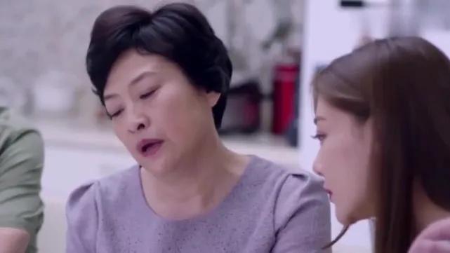 34402-穿成恶婆婆后我成了全家顶梁柱（79集）海依凡