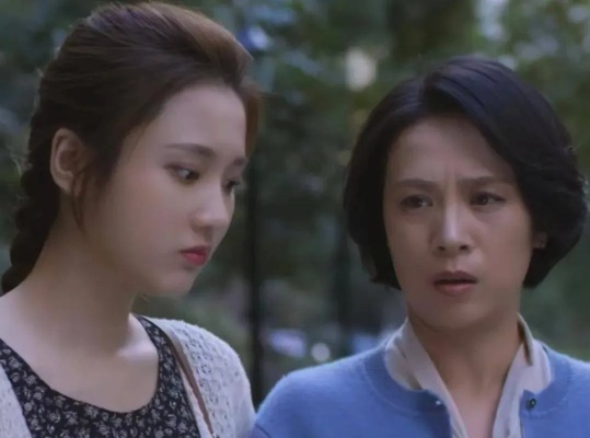 34457-没人天生爱你但爸妈例外（70集）卢本娟