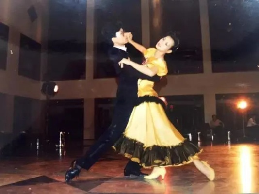 我本痴心自缚（70集）胡忠睿&唐丽雯