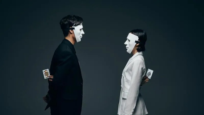 人性的两面（71集）张宇新&沈頔卿