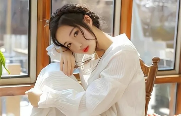 系统激活后，我靠呼吸变现（80集）项倩倩&葛子杨