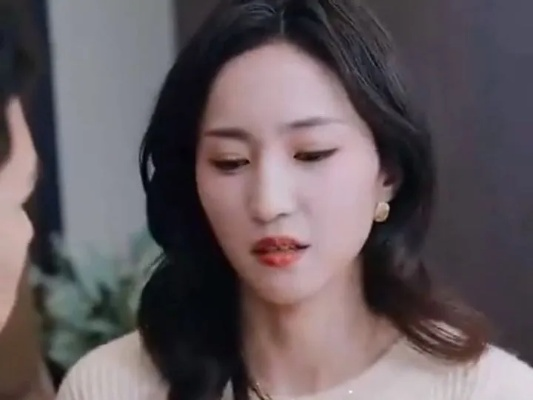 夫人太暴力，秦总每天带伤上班（80集）卢奂瑜＆张楸梓