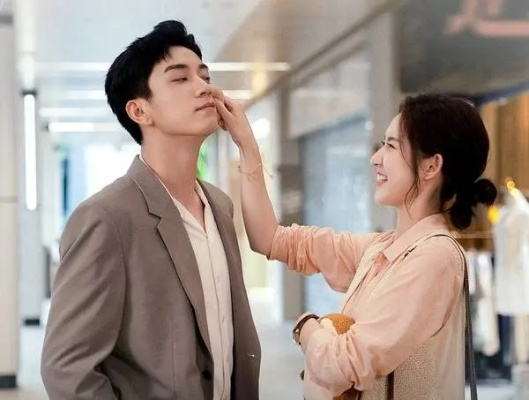 全网爆款甜宠短剧（全网爆款甜宠短剧，掀起甜蜜风暴的短剧新势力）