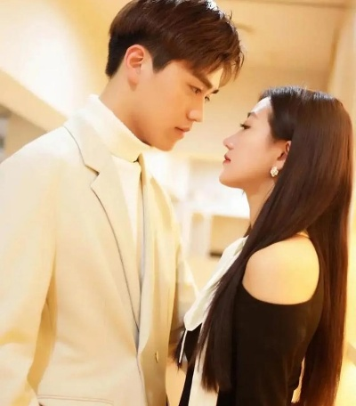 好看的总裁短剧（总裁魅力瞬间，一部精彩绝伦的短剧）