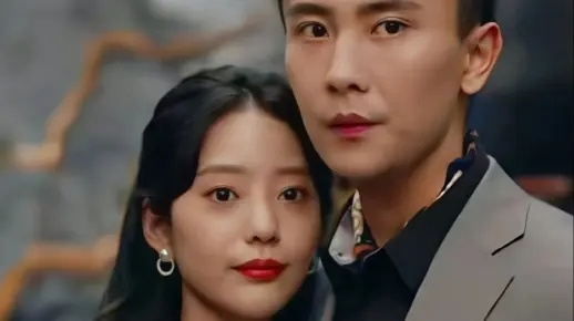 季总您的马甲叒掉了短剧全集免费观看（季总马甲又掉了，短剧全集免费观看）