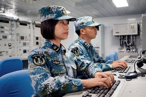 军舰上的女兵免费观看完整版全集（军舰上的女兵，勇敢与荣耀的海洋之旅）