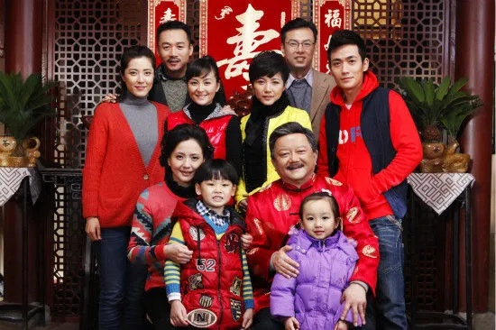家有四喜电视剧免费全集在线观看（家有四喜，一部温馨家庭剧的免费全集在线观看）
