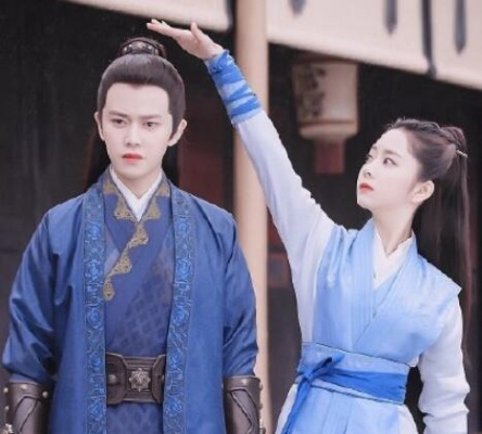 锦衣之下电视剧全集免费观看（锦衣之下，免费观看全集电视剧的精彩体验）