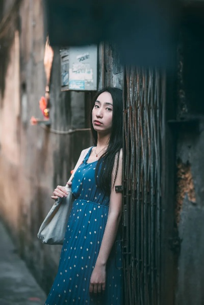 小镇姑娘完整版（小镇姑娘的完整故事）