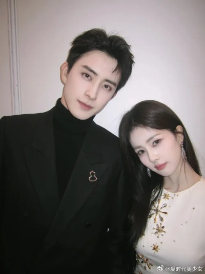 白鹿和敖瑞鹏（白鹿与敖瑞鹏，自然与影视的交融）