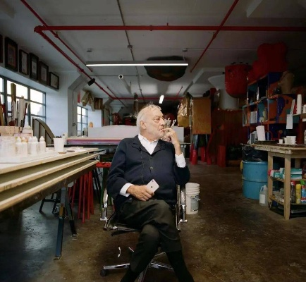 罗铭梵（罗铭梵，一位卓越的建筑师与设计师的传奇人生）